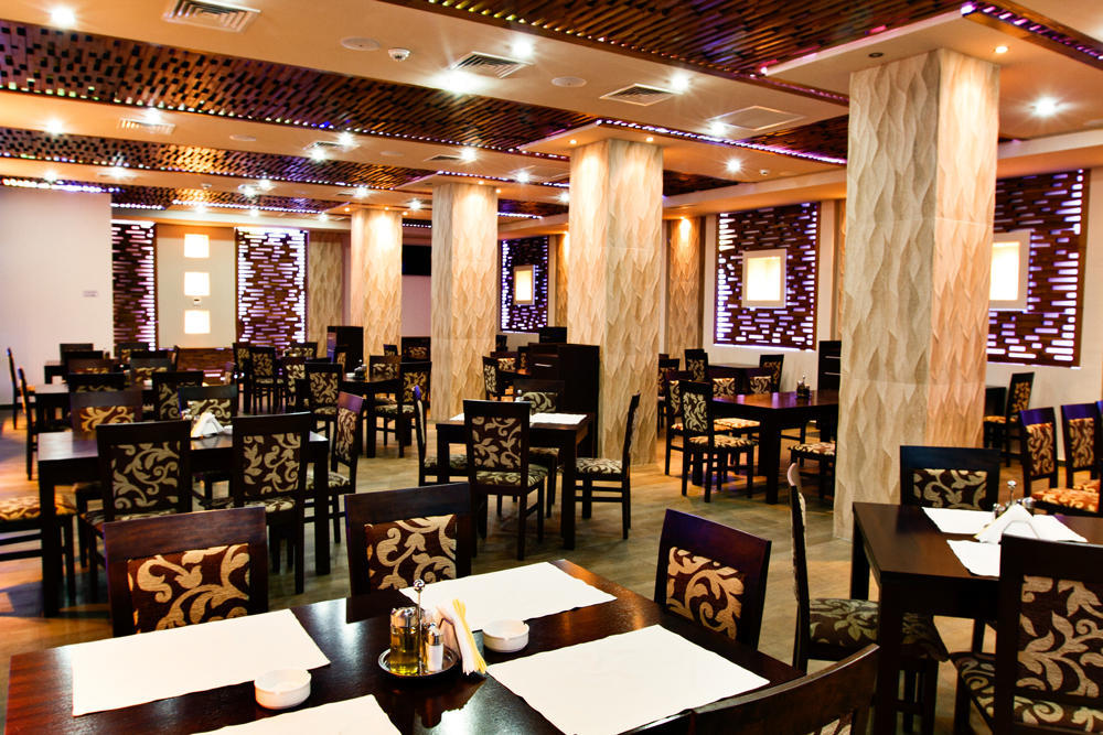 City Hotel Slatina Exterior photo