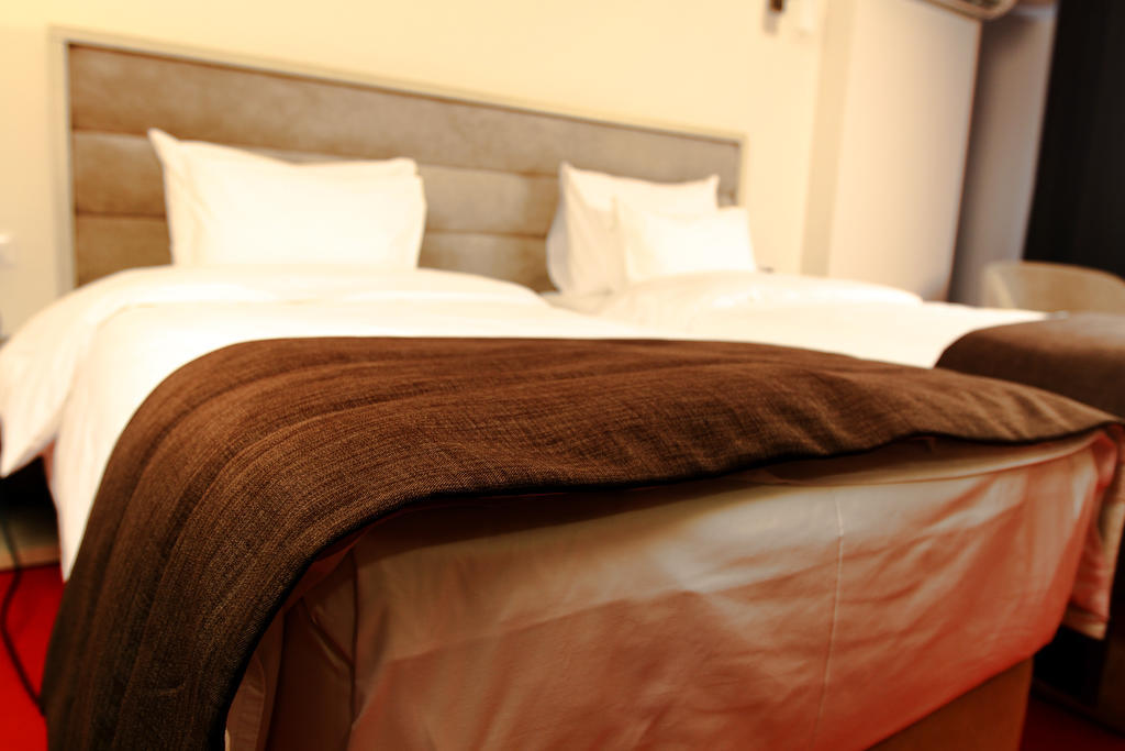 City Hotel Slatina Room photo